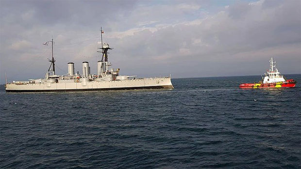 Το θωρηκτό Αβέρωφ στο λιμάνι της Θεσσαλονίκης-2