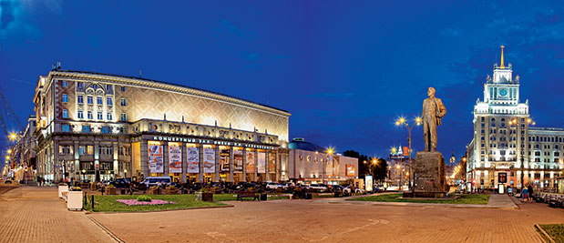 Μόσχα: Όταν ανοίγει η αυλαία-2