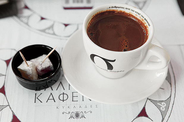 Ερμούπολη, Άνω Σύρος: Οι αρχόντισσες συστήνονται-6