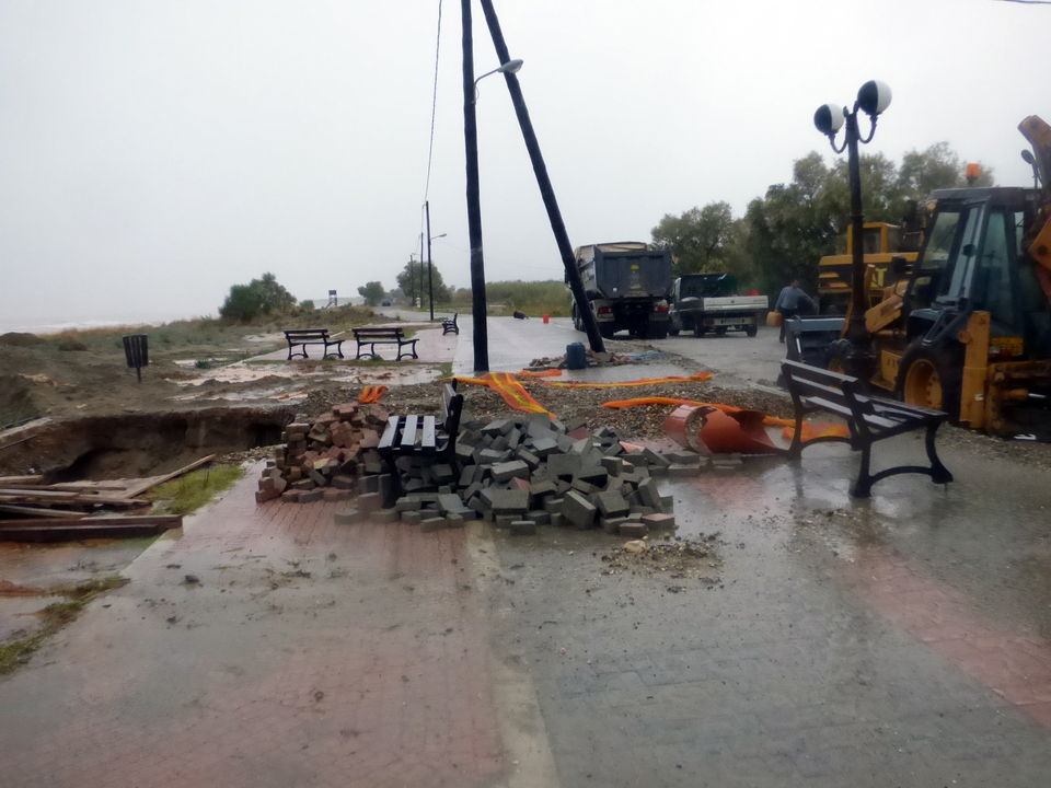 «Πνίγηκε» η Κρήτη από την κακοκαιρία-3