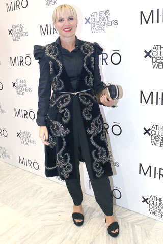 Στο Ωδείο Αθηνών για την επίδειξη μόδας των Mi-Ro-8