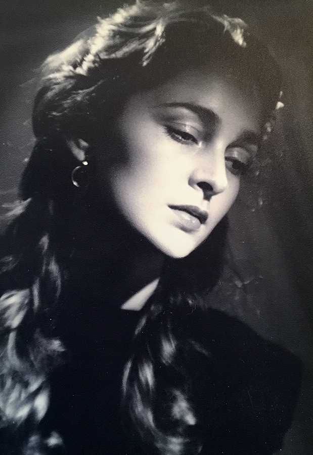 Στέλλα  Γκρέκα: Έφηβη ετών 95-1