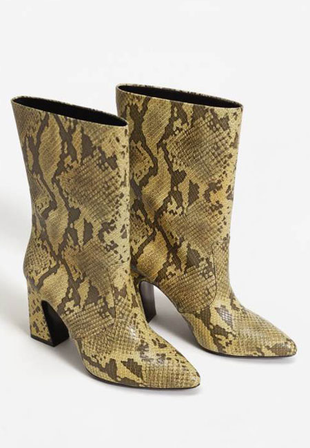 H Kate Moss μόλις φόρεσε αυτές τις Mango μπότες και εμείς τις θέλουμε τώρα!-2