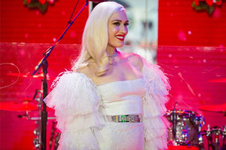 H Gwen Stefani φόρεσε Celia Kritharioti!-2