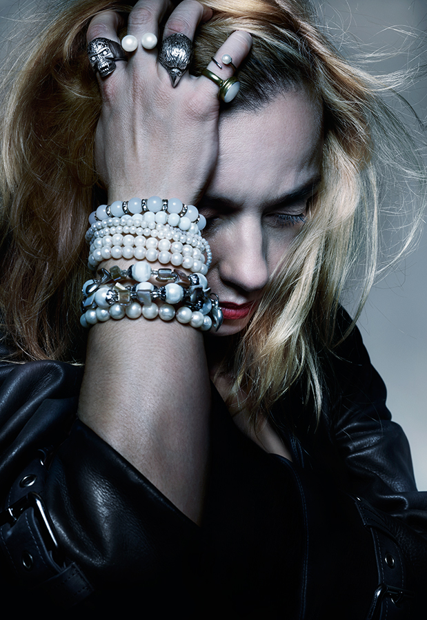 Η σκοτεινή σαγήνη της Λένας Κιτσοπούλου-1