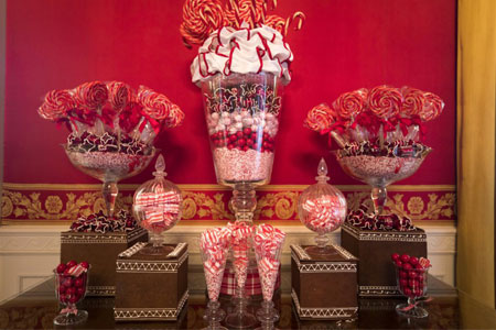 Η Melania Trump τα… έδωσε όλα στην χριστουγεννιάτικη διακόσμηση του Λευκού Οίκου!-6