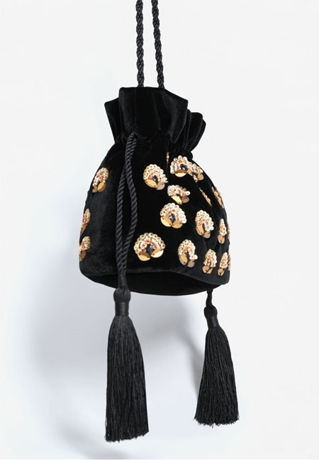 5 κομμάτια από τα Mango που θες να φορέσεις τις μέρες των Χριστουγέννων-6