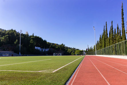 Επένδυση στη γνώση: Προσφέροντας στους νέους κίνητρο για σπουδές και ορίζοντα επαγγελματικής αποκατάστασης-1