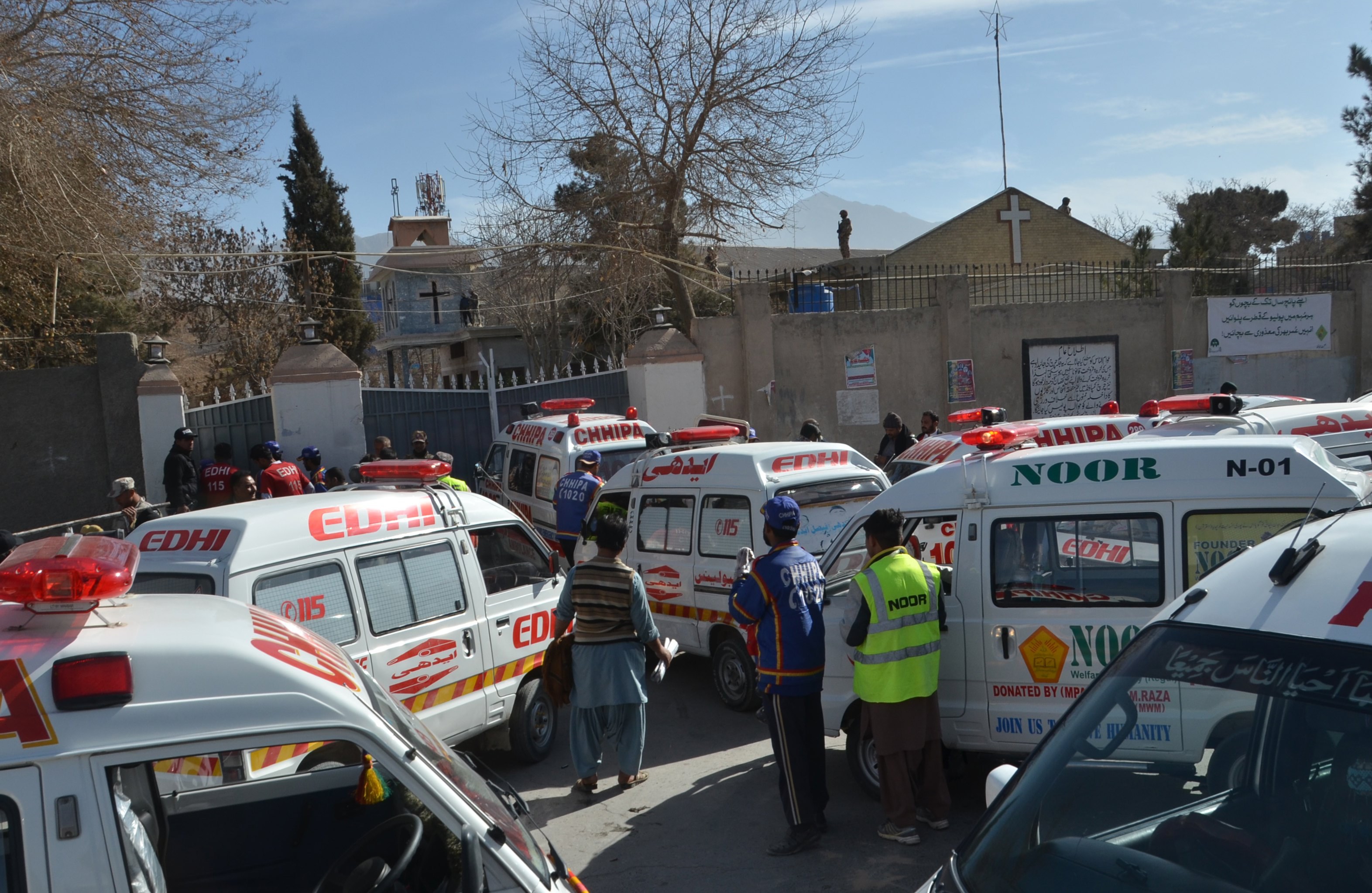 Το ΙΚ πίσω από την φονική επίθεση σε χριστιανική εκκλησία στο Πακιστάν – Τουλάχιστον 8 νεκροί-1