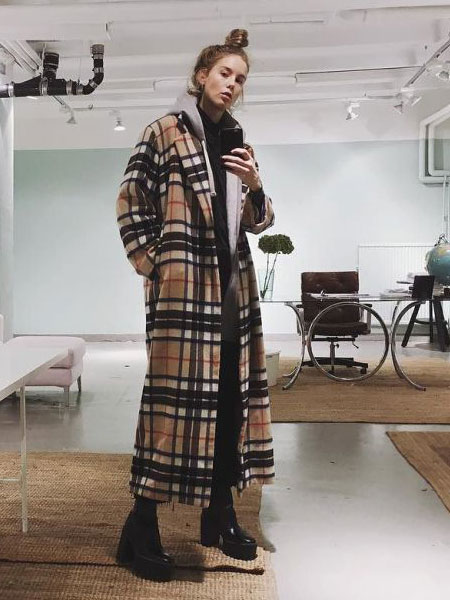 Insta-Hot! Πολεμάμε το τσουχτερό κρύο με αυτά τα καθημερινά cozy σύνολα-6