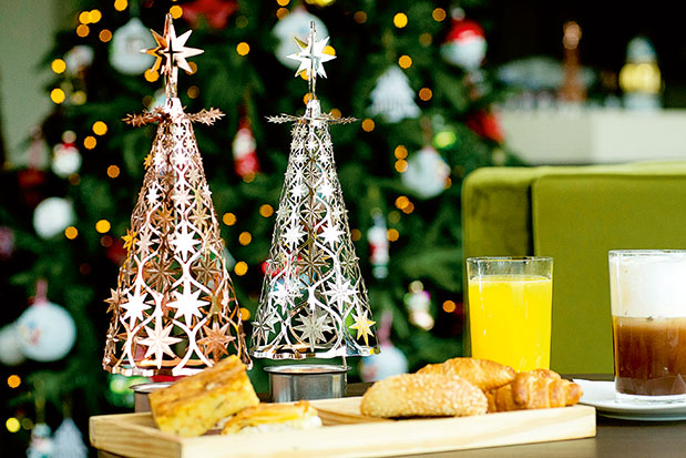 Αφιέρωμα: Δείπνο γιορτής-3