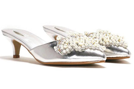 Αυτά τα εντυπωσιακά παπούτσια θα κλέψουν την παράσταση στο ρεβεγιόν…-4