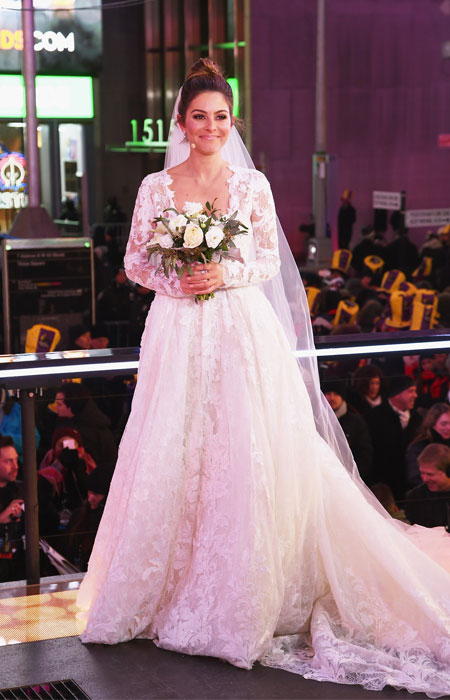 Η Μαρία Μενούνος παντρεύτηκε παραμονή Πρωτοχρονιάς και ο γάμος μεταδόθηκε ζωντανά από την Times Square-1