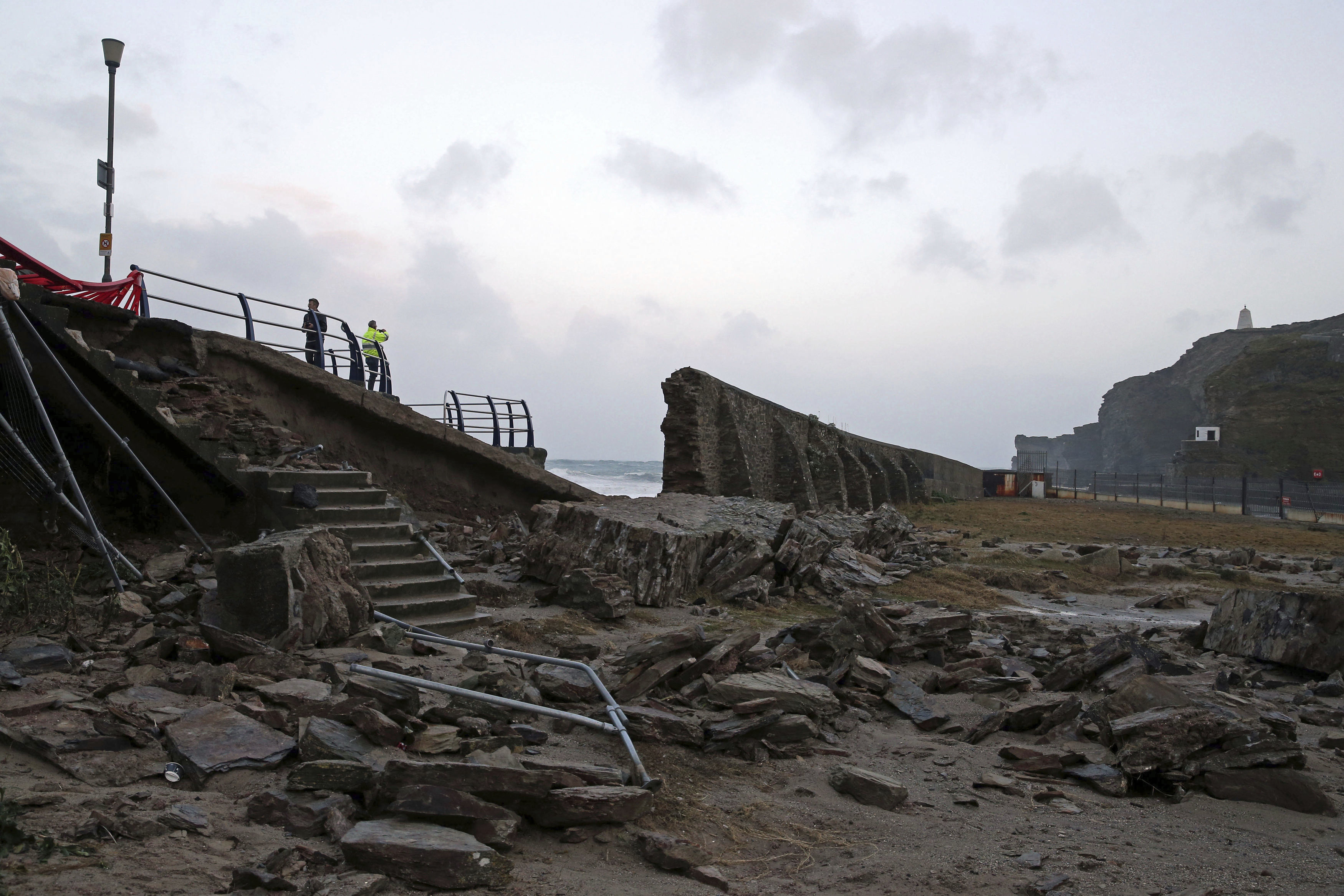 Η καταγίδα Εleanor «σαρώνει» την Ευρώπη-5
