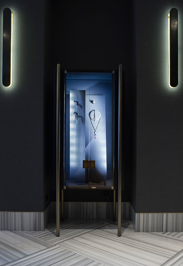 Νίκος Κούλης: O επίμονος κοσμηματοποιός-2