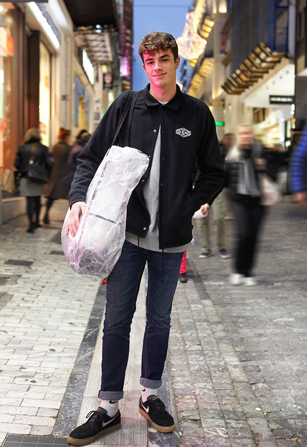 Αντίο, πλαστική σακούλα. Καλημέρα, στυλ-1