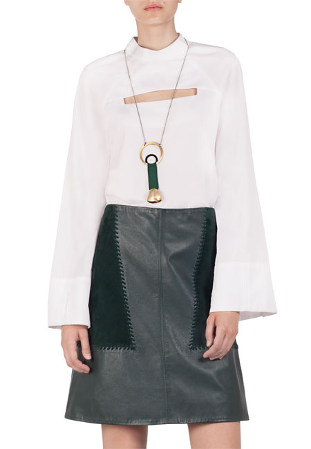 5 υπέροχες λευκές μπλούζες για αυστηρούς κριτές-3