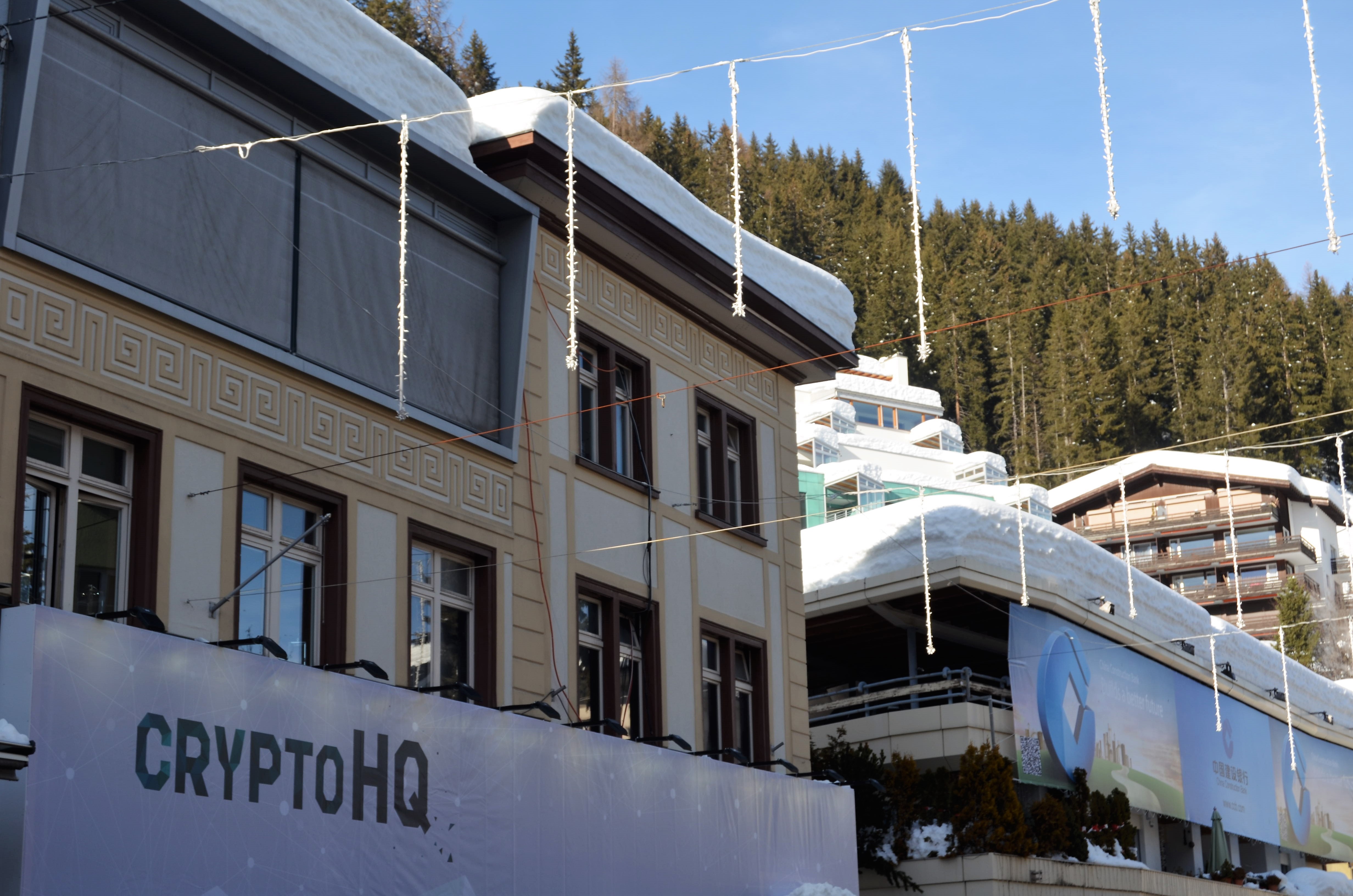 Η… άλλη όψη του χιονισμένου Νταβός κατά το τριήμερο επίσκεψης των ισχυρών του κόσμου-1