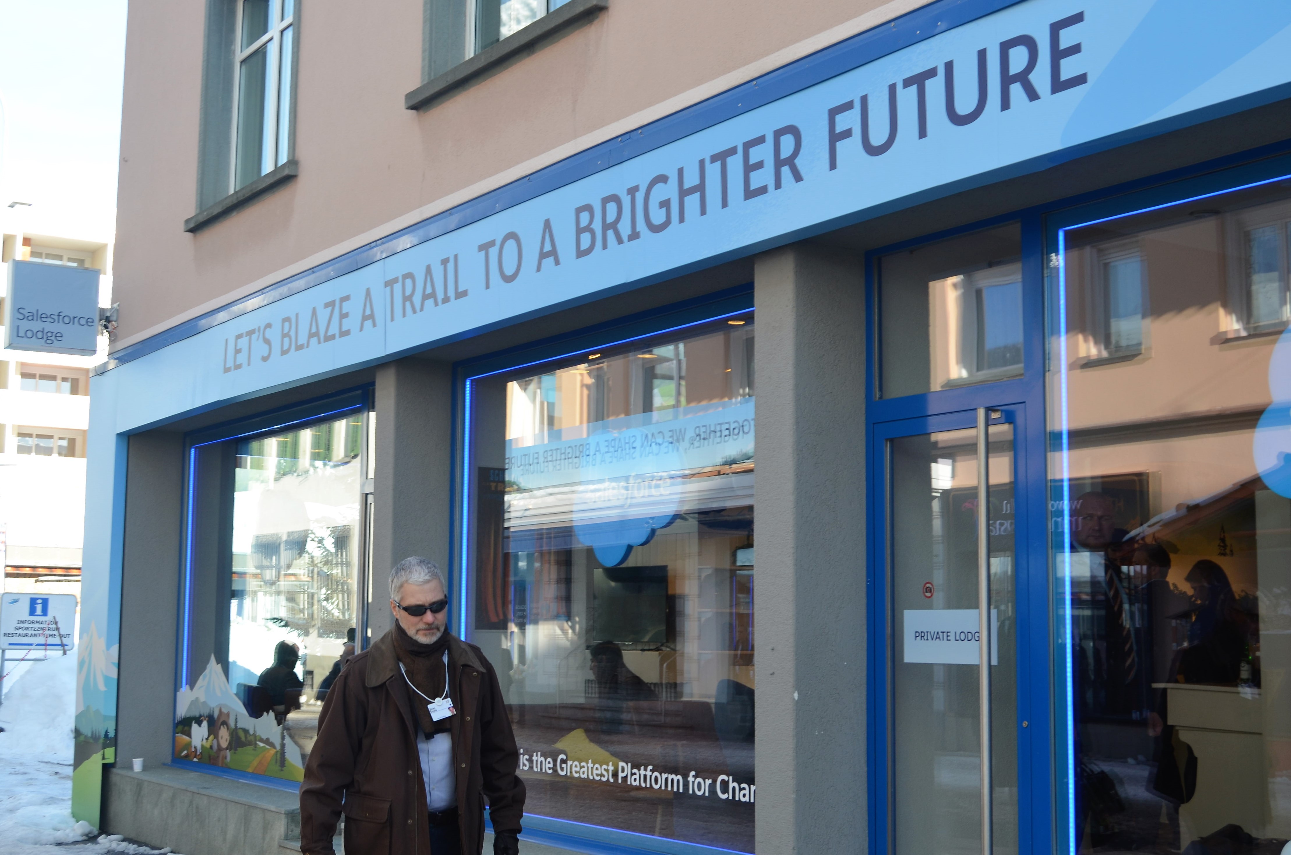 Η… άλλη όψη του χιονισμένου Νταβός κατά το τριήμερο επίσκεψης των ισχυρών του κόσμου-5