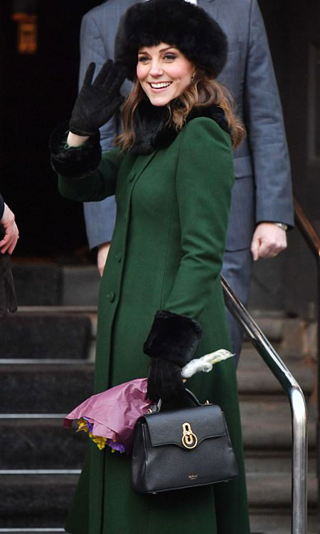 Η εγκυμονούσα Kate Middleton κλέβει την παράσταση στη Σουηδία με το πιο τέλειο φόρεμα-2