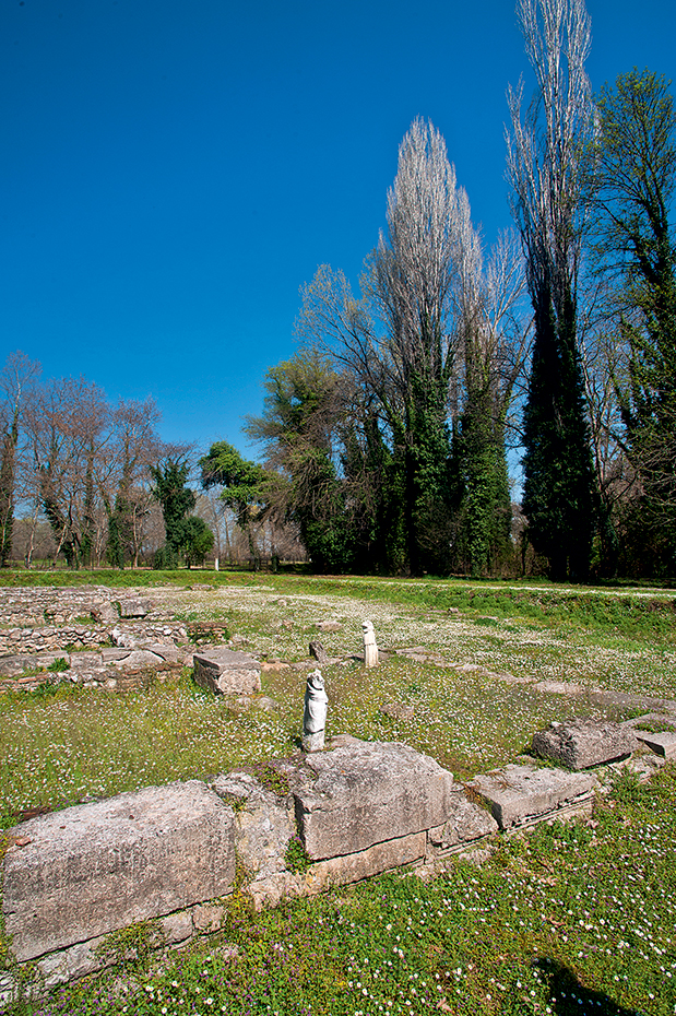 Οι εκδρομές του τριημέρου-12