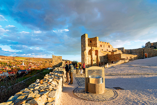 Μπρατισλάβα by locals-2