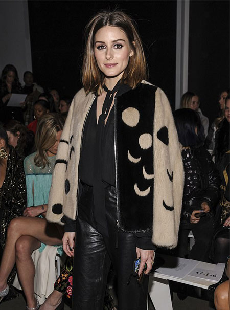 Δεν θα πιστεύεις πόσο κοστίζει το bomber σακάκι της Olivia Palermo!-2