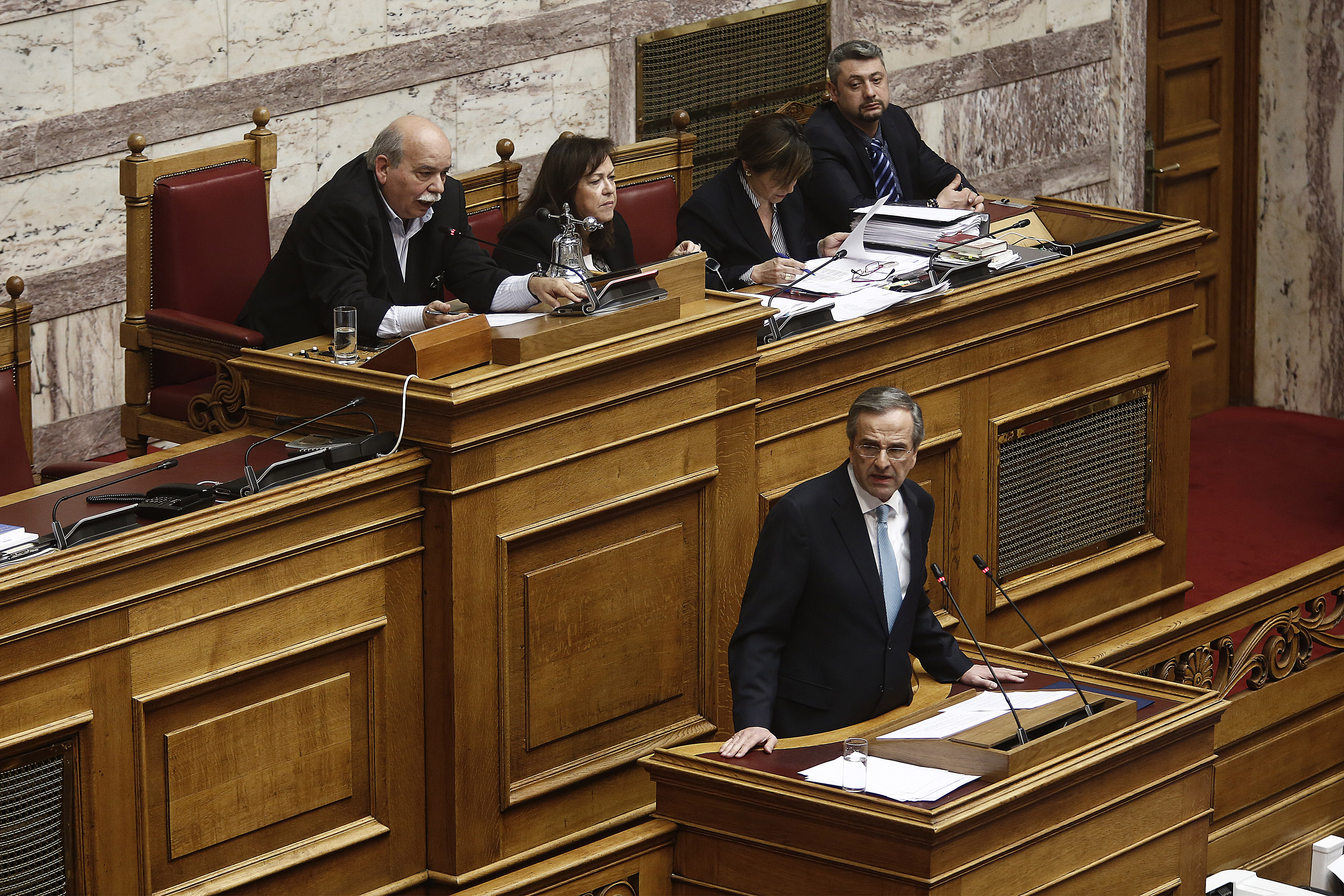 Προανακριτική και για τους δέκα πολιτικούς που εμπλέκονται στην υπόθεση Novartis-11