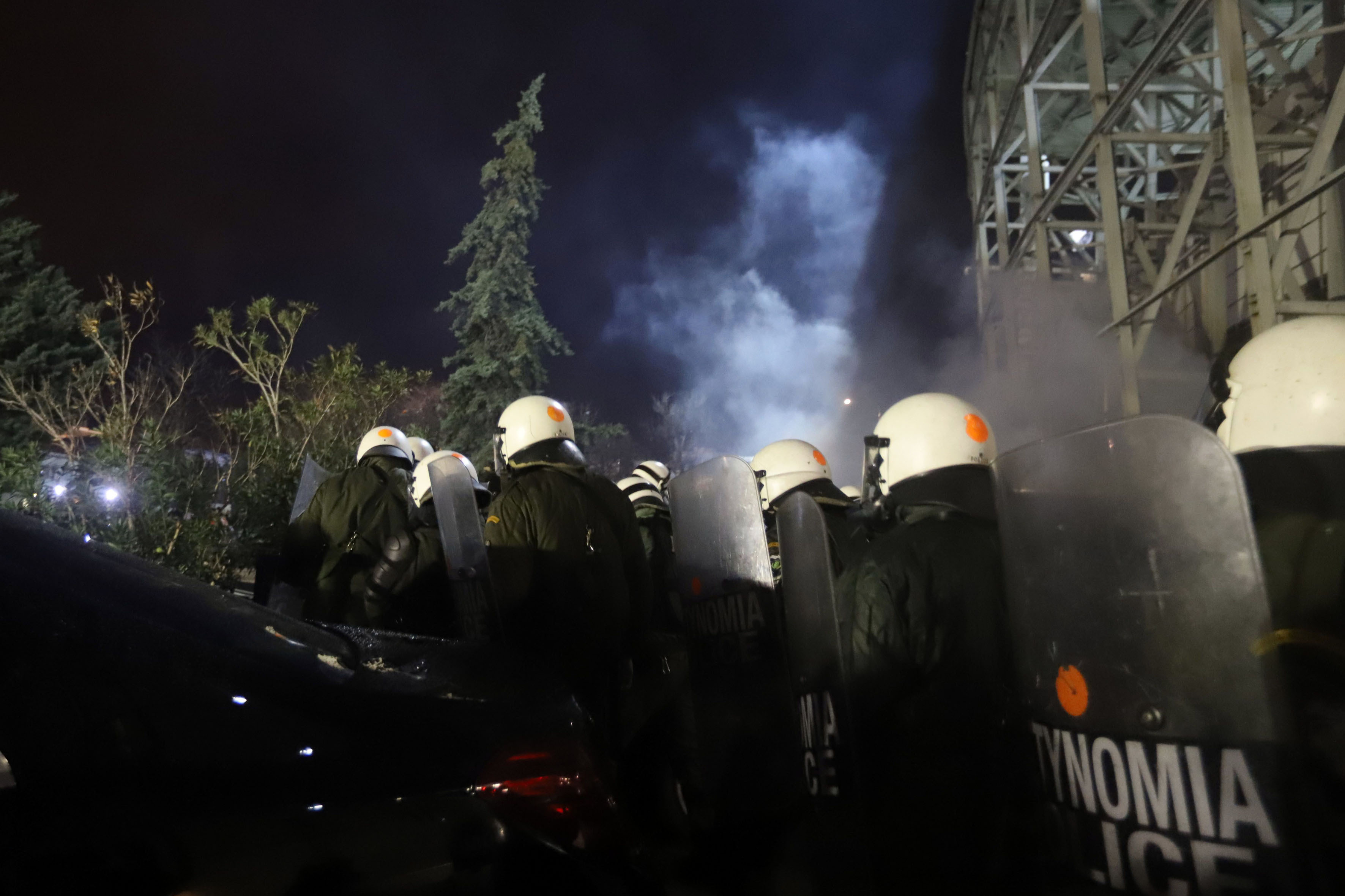 Πεδίο μάχης η Τούμπα μετά τον τραυματισμό Γκαρσία-6