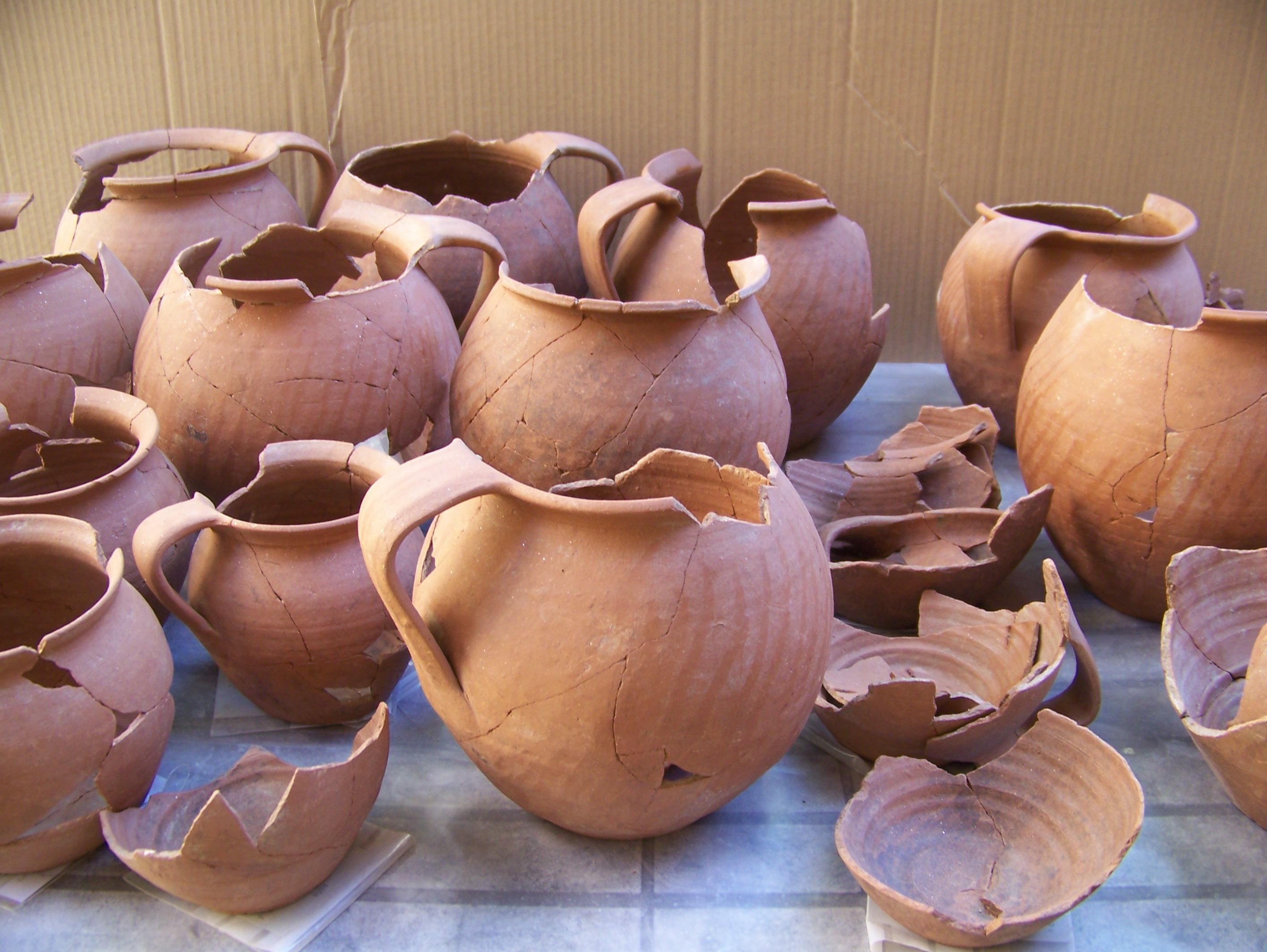 Oι ανασκαφές του μετρό στη Θεσσαλονίκη έφεραν στο φως 300.000 αρχαία ευρήματα-4