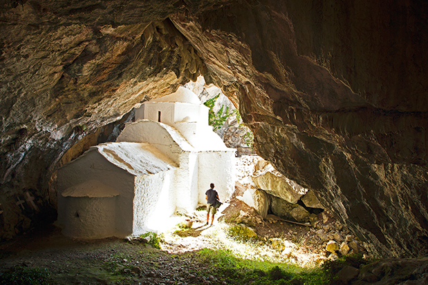 ‘Ηλιος, θάλασσα, ξωκλήσι-2