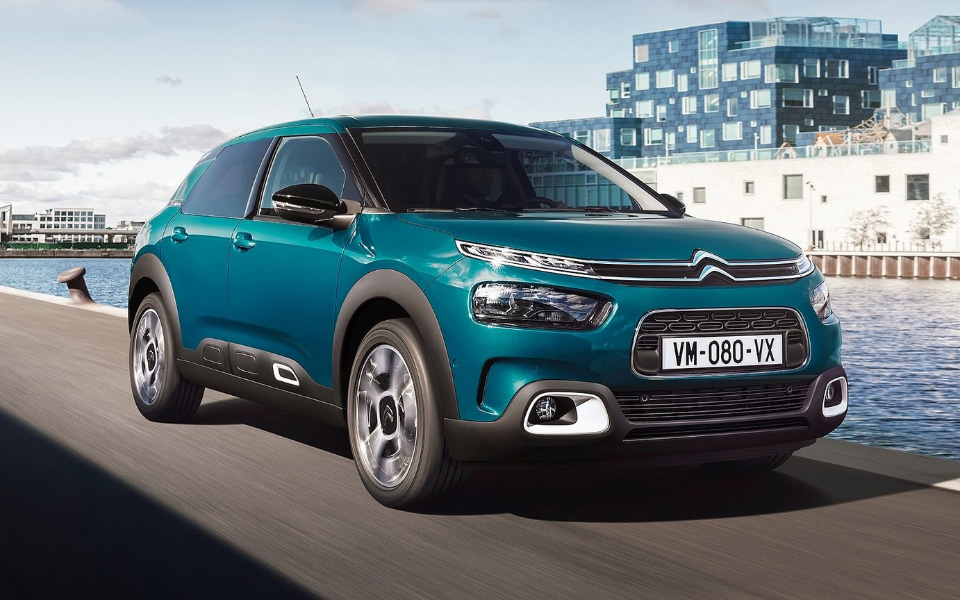 Λάμψη από το Διεθνές Σαλόνι της Γενεύης-4