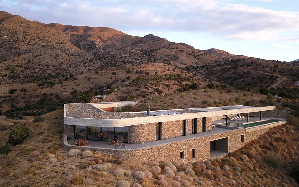 Κτίρια της κρίσης και της απόλαυσης-1