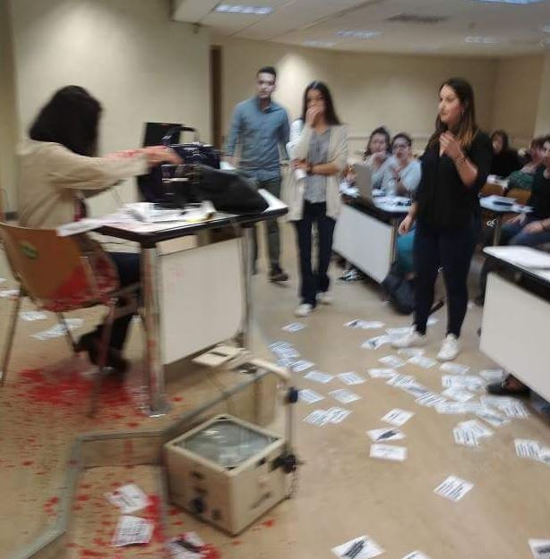 Νέο μπαράζ επιθέσεων από κουκουλοφόρους-7