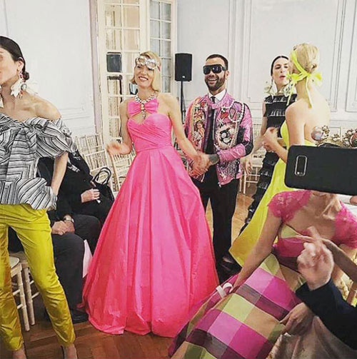 Ο Βασίλης Ζούλιας και η Βίκυ Καγιά γιόρτασαν 25 χρόνια κοινής πορείας με ένα μαγικό σόου-1