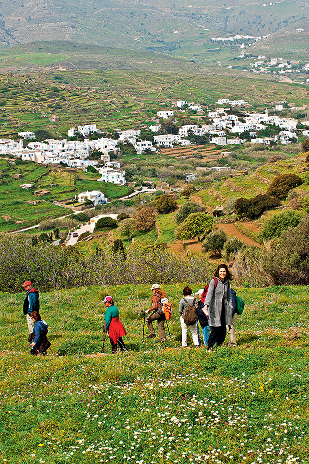 Τήνος: Ο Μάης τής πάει πολύ-1