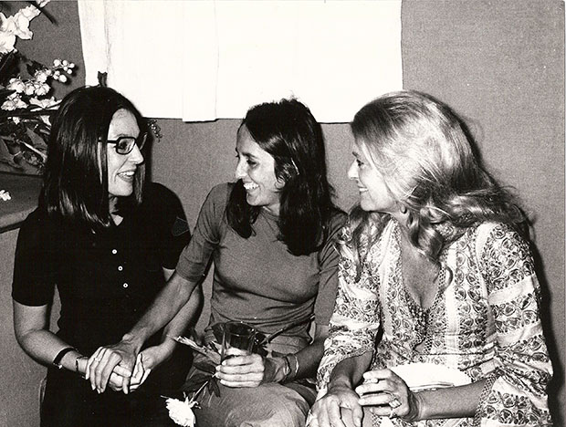 Νάνα Μούσχουρη: «Αν χάσω τη φωνή μου, θα πεθάνω»-3