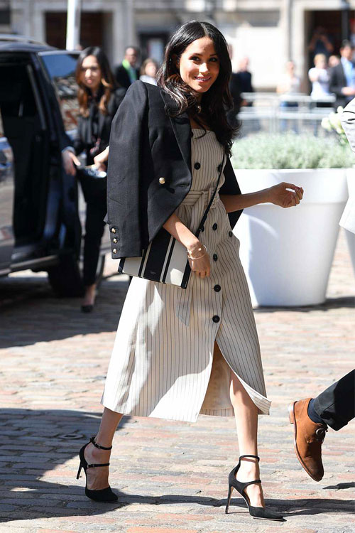 Το ριγέ φόρεμα της Meghan Markle είναι η πιο σικάτη πρόταση της Άνοιξης-1