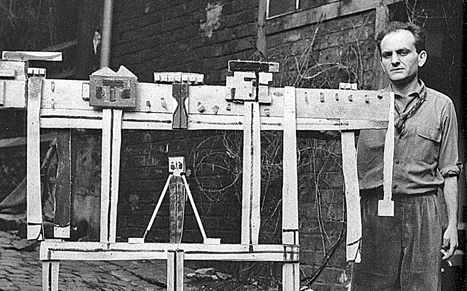 «Τα κορίτσια» του Κοσμά Ξενάκη-1