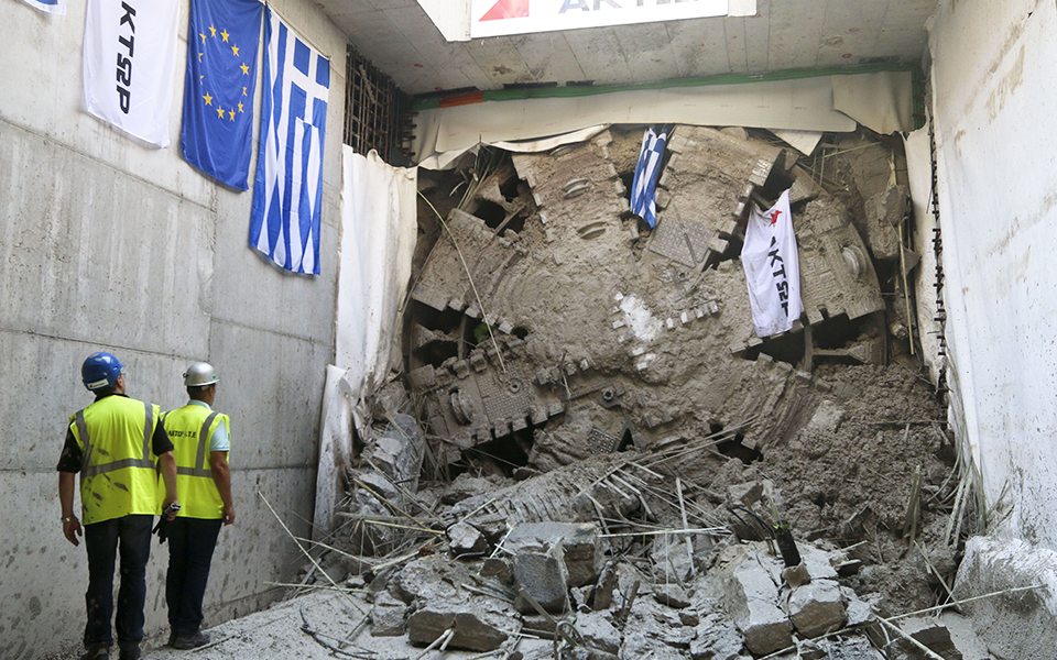 Θεσσαλονίκη: Λίγο πριν από το τέλος ο μετροπόντικας-1