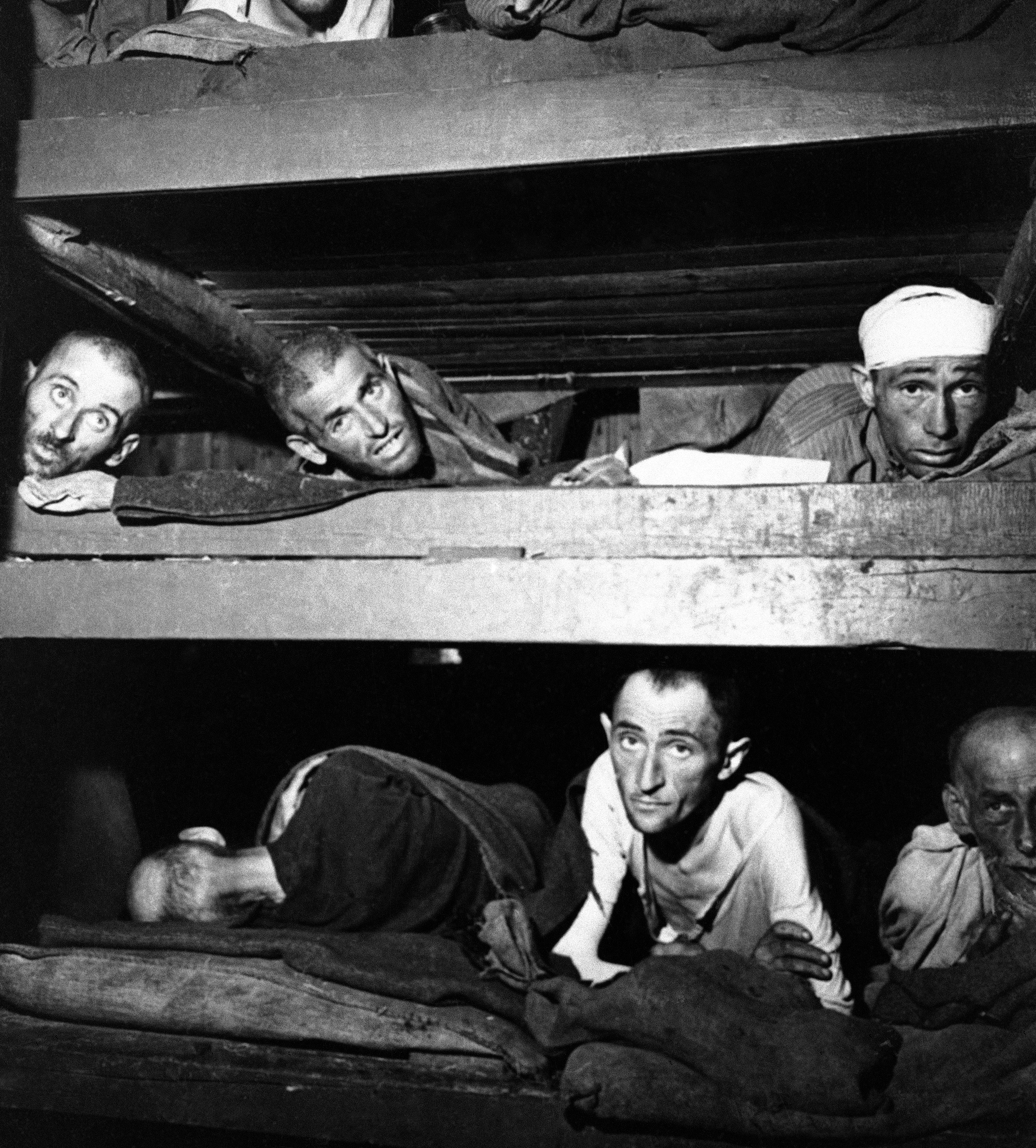 Flashback στην 25η Απριλίου-4