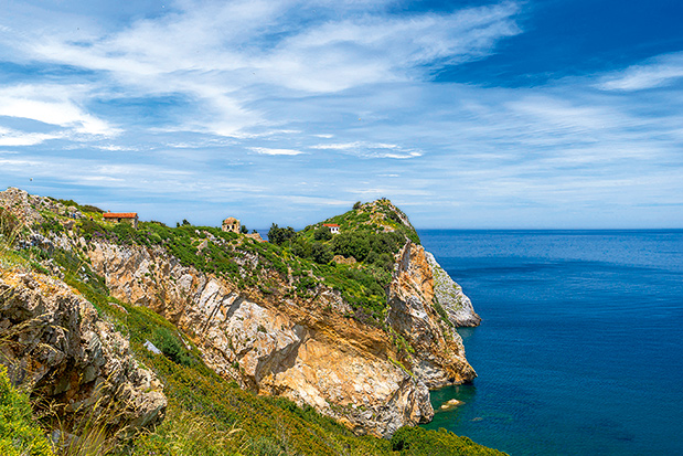 Αφιέρωμα: Τα πούλμαν της χαράς (Από το Πήλιο έως την Κυανή Ακτή)-1