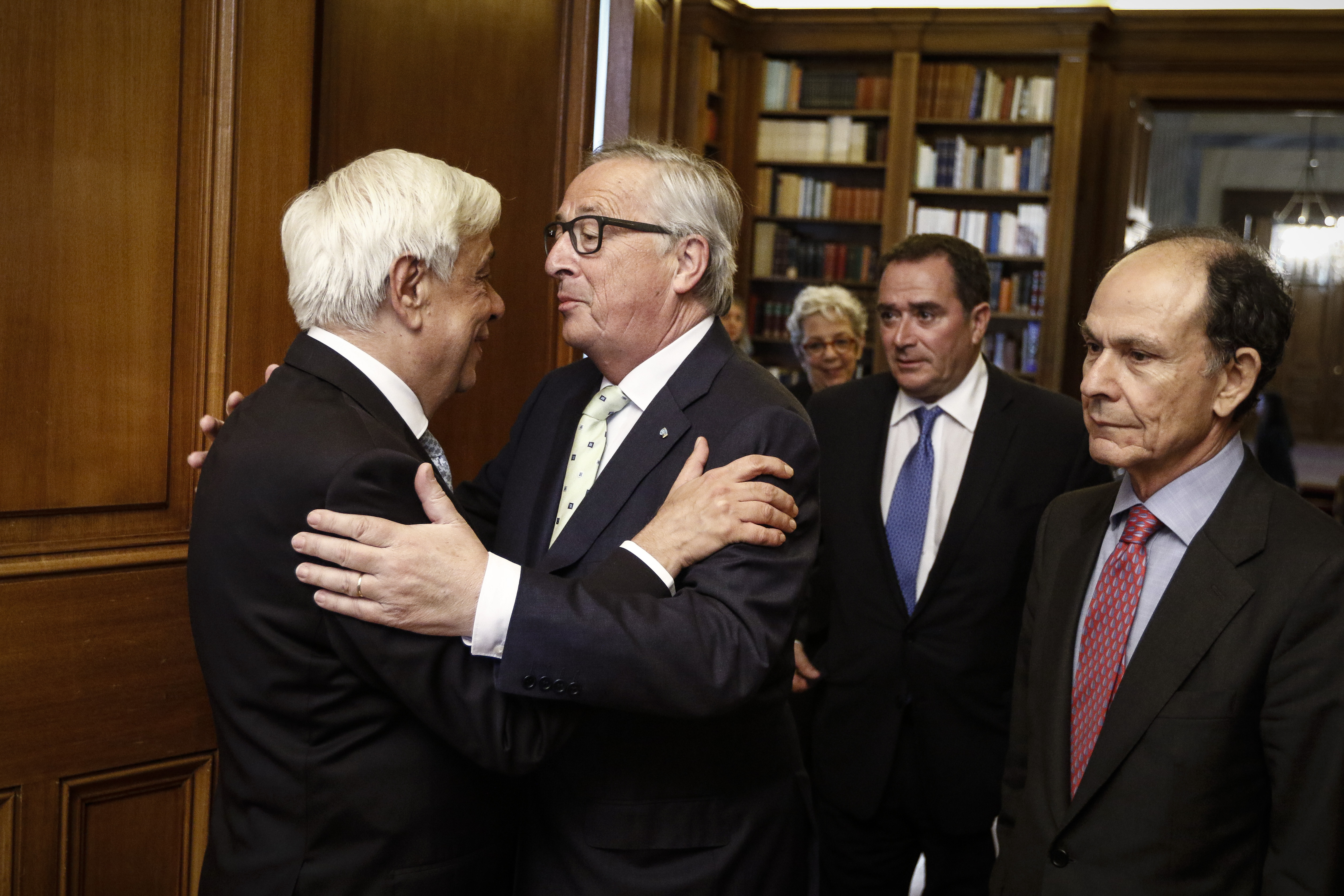 Γιούνκερ: Η Ελλάδα είναι η δεύτερη πατρίδα μου-2