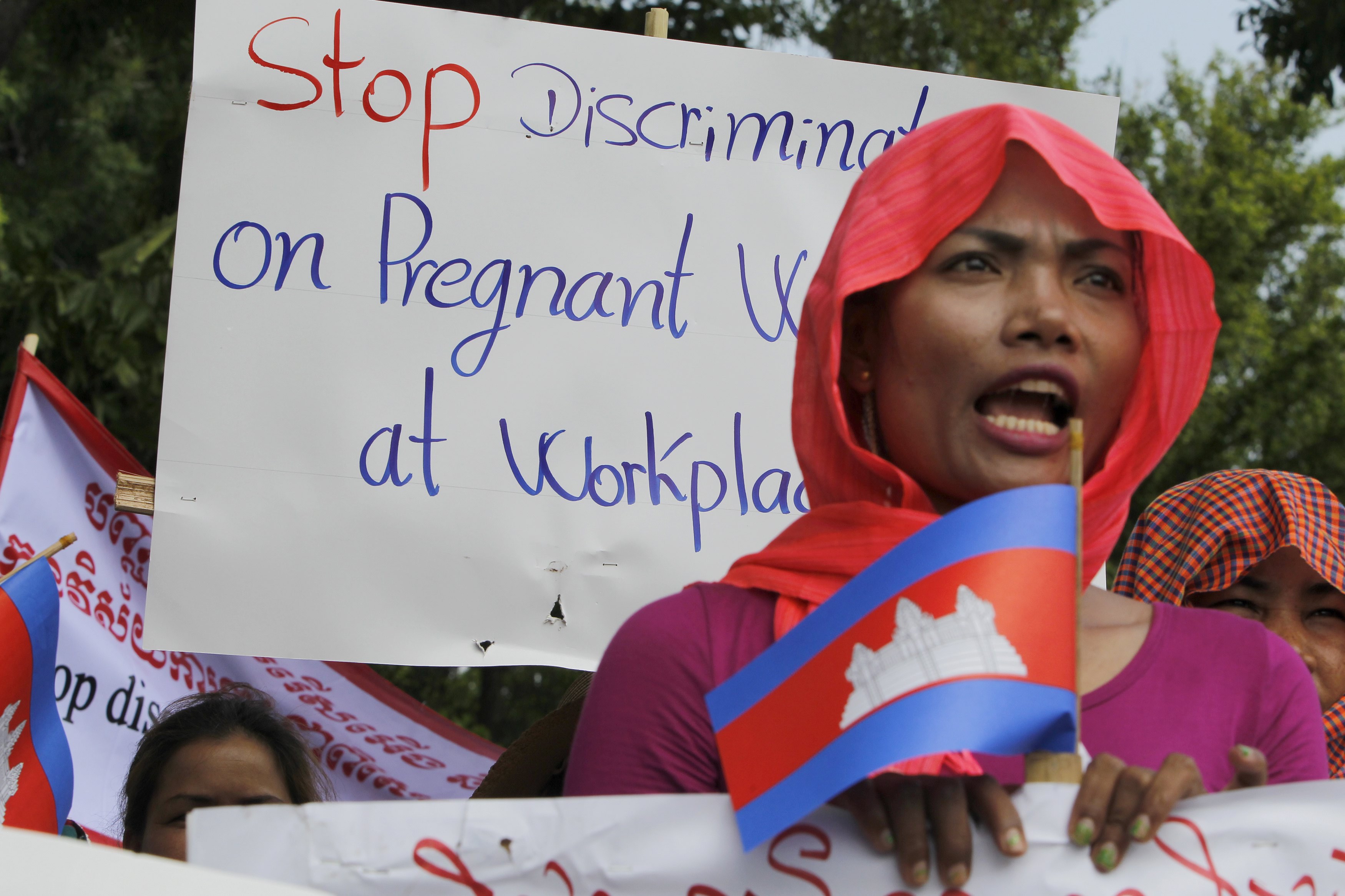 Συγκεντρώσεις σε όλον τον κόσμο για την εργατική Πρωτομαγιά (φωτογραφίες)-26