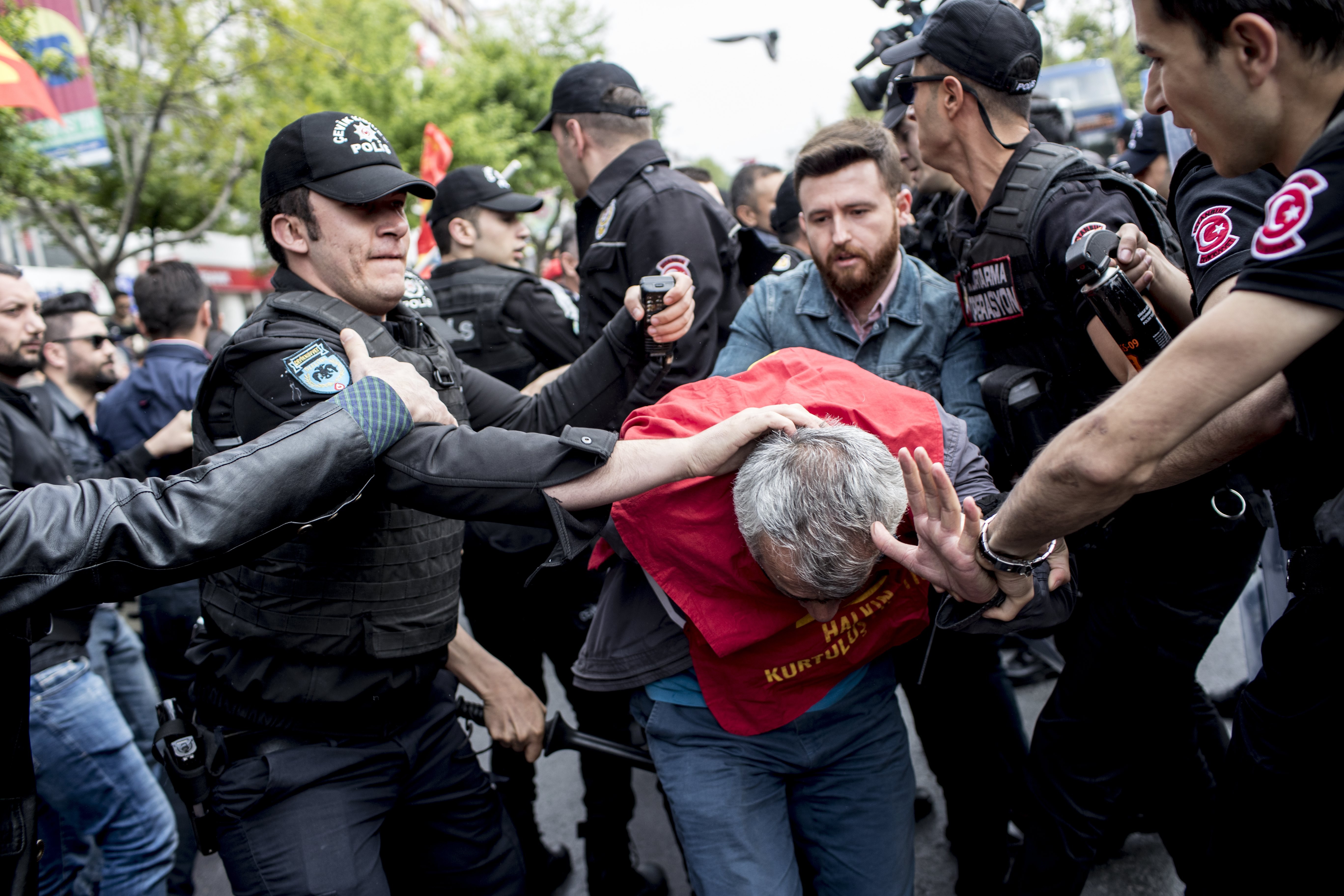 Συγκεντρώσεις σε όλον τον κόσμο για την εργατική Πρωτομαγιά (φωτογραφίες)-1