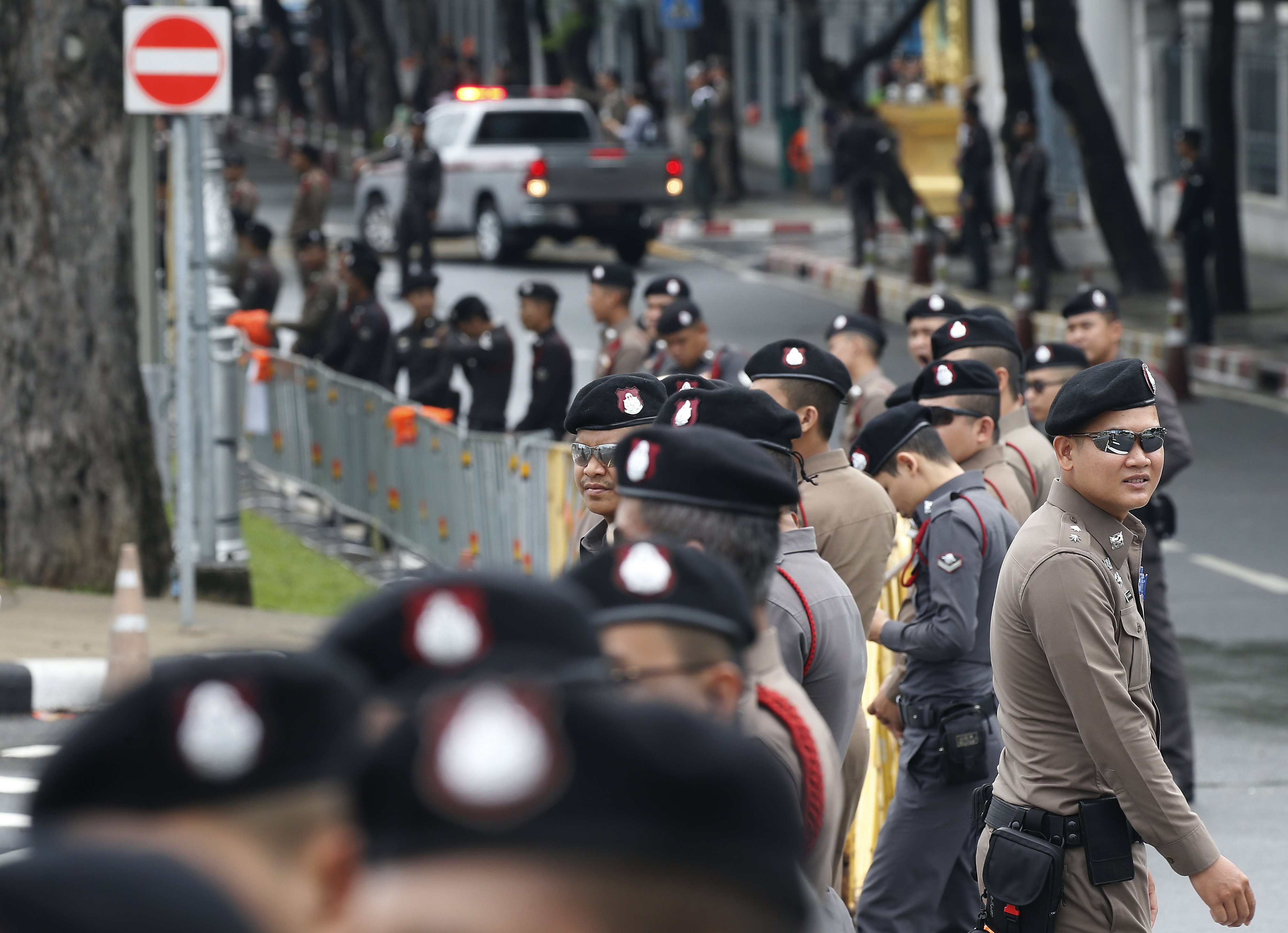 Συγκεντρώσεις σε όλον τον κόσμο για την εργατική Πρωτομαγιά (φωτογραφίες)-23