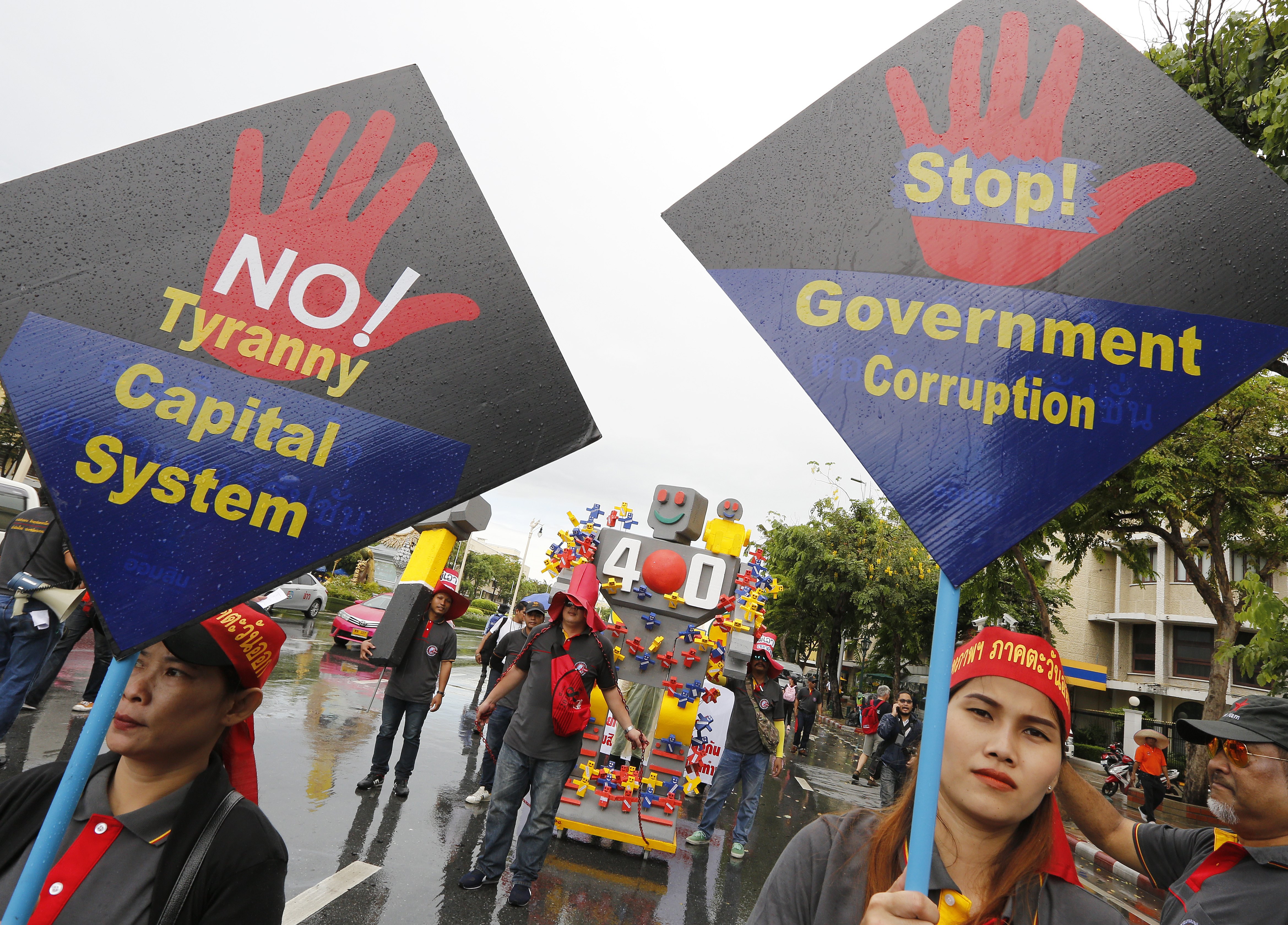 Συγκεντρώσεις σε όλον τον κόσμο για την εργατική Πρωτομαγιά (φωτογραφίες)-22