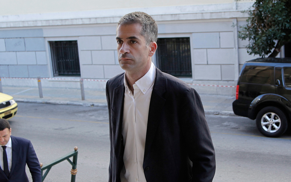 Προσπάθεια ελέγχου δήμων και περιφερειών από την κυβέρνηση-4