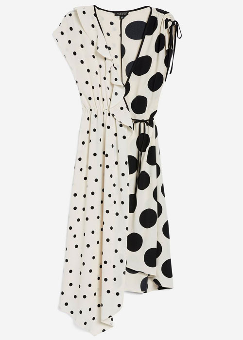 H Emily Ratajkowski φόρεσε το πιο ”διάσημο” κομμάτι αυτού του μήνα!-2