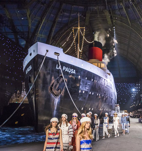 Ένα αληθινό κρουαζιερόπλοιο στην πασαρέλα για τον οίκο Chanel-6